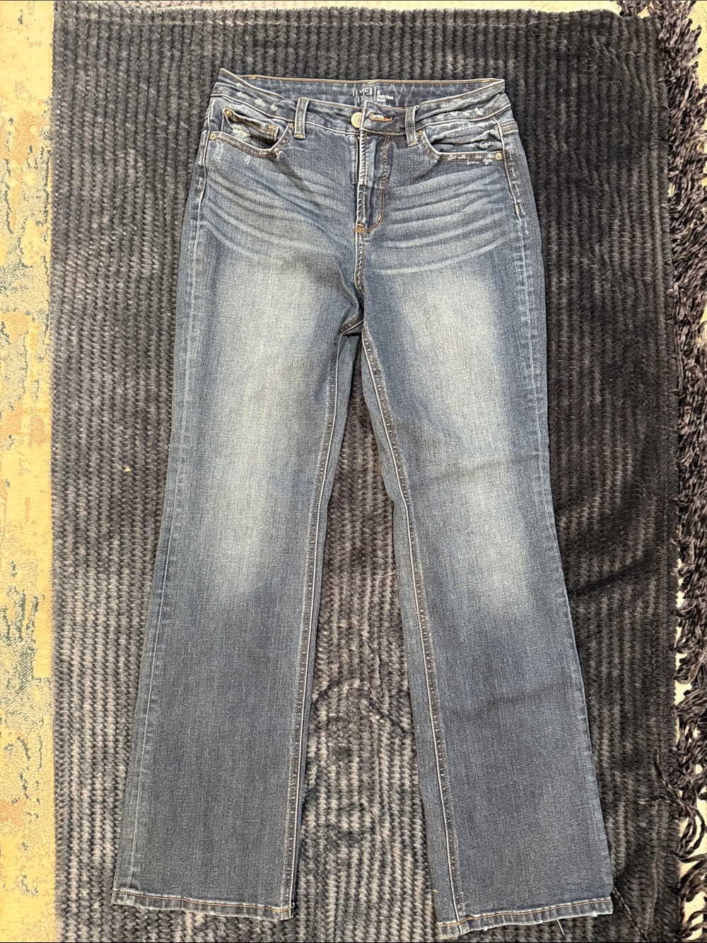 Women's Mid-Rise Straight Leg Jeans - Faded Blue